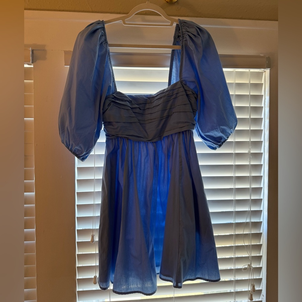 Abercrombie- Elegant Blue Puff Sleeve Dress